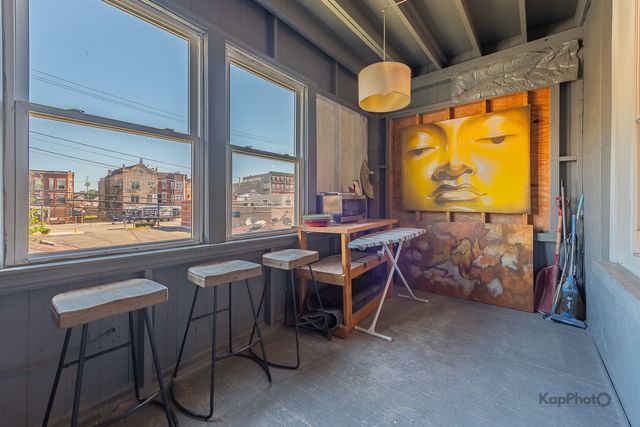 2644 W 22nd Place 2, Chicago, IL 60608