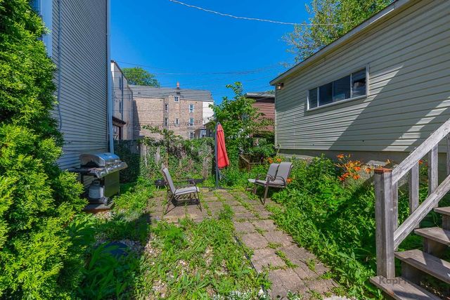 2644 W 22nd Place 2, Chicago, IL 60608