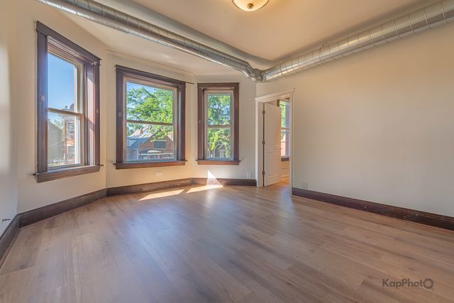 2644 W 22nd Place 2, Chicago, IL 60608