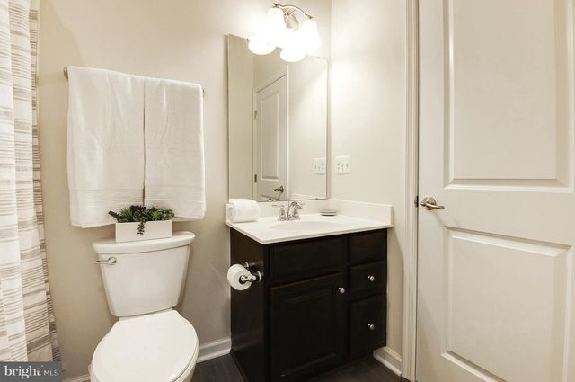 9 FOX MEADOW DR, Lovettsville, VA 20180