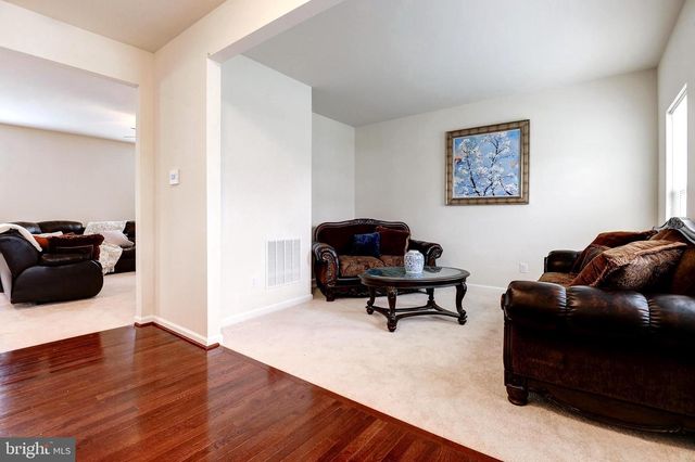 9 FOX MEADOW DR, Lovettsville, VA 20180