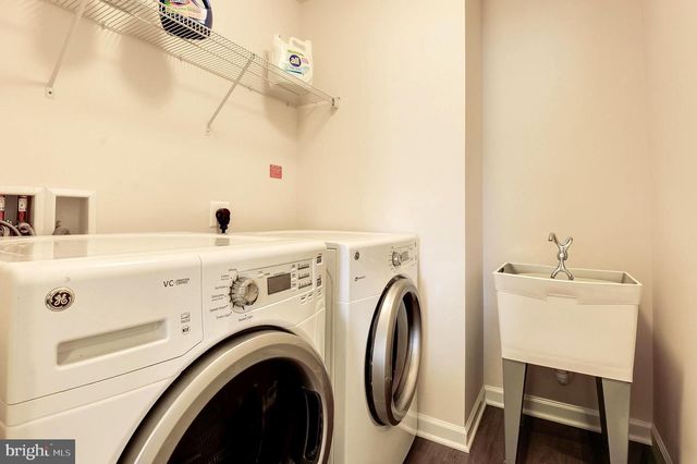 9 FOX MEADOW DR, Lovettsville, VA 20180