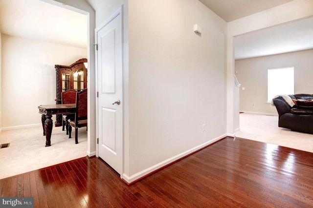 9 FOX MEADOW DR, Lovettsville, VA 20180