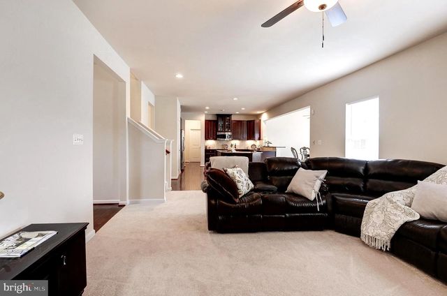 9 FOX MEADOW DR, Lovettsville, VA 20180