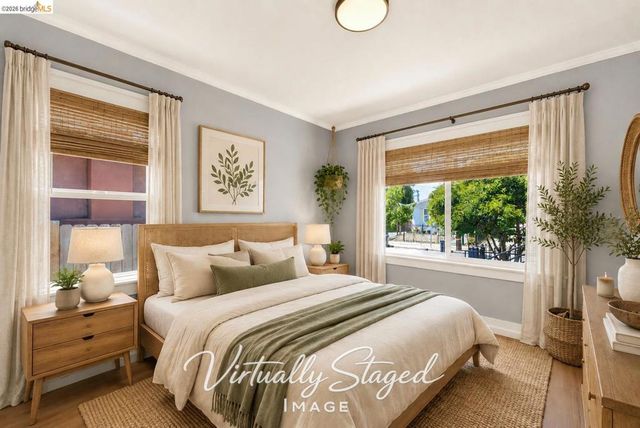 6900 Halliday Ave, Oakland, CA 94605