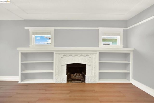6900 Halliday Ave, Oakland, CA 94605