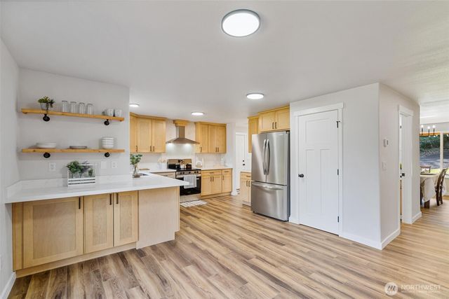 1136 Davis Lake Road, Morton, WA 98356