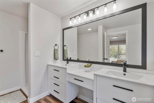 1136 Davis Lake Road, Morton, WA 98356