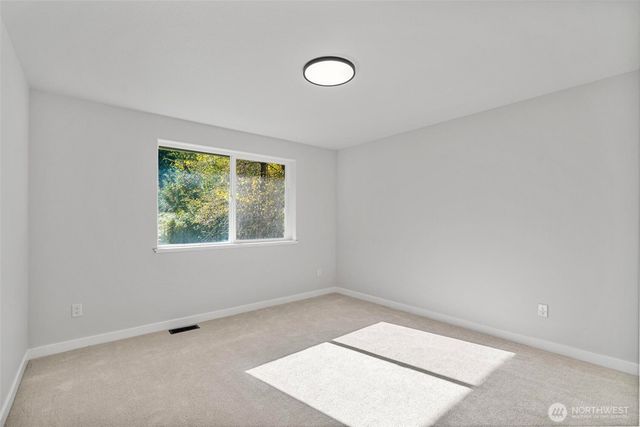 1136 Davis Lake Road, Morton, WA 98356