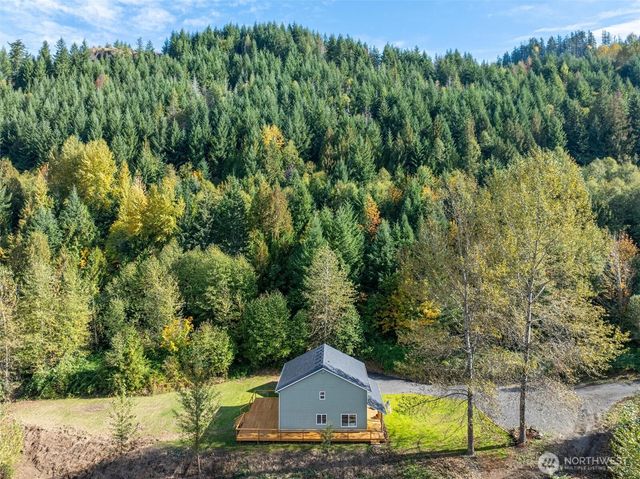 1136 Davis Lake Road, Morton, WA 98356