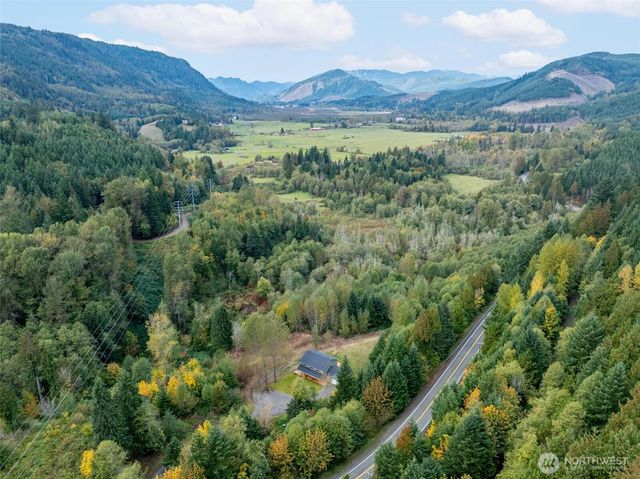 1136 Davis Lake Road, Morton, WA 98356