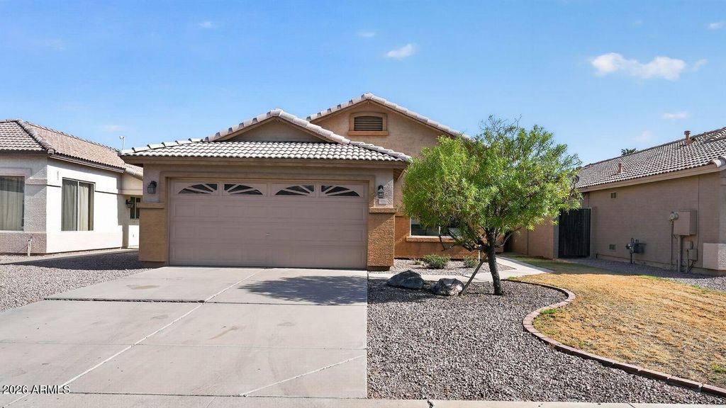 176 W DUBLIN Street, Gilbert, AZ 85233 — exterior