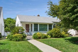 2133 Highland Parkway, Saint Paul, MN 55116