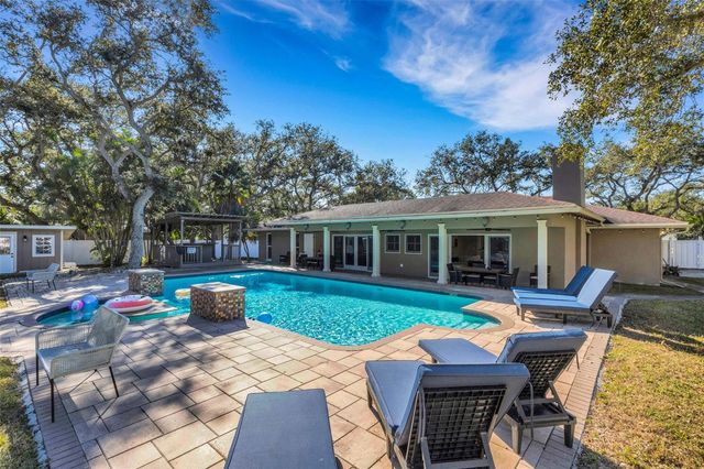 10767 DANIELLE DRIVE, Largo, FL 33774