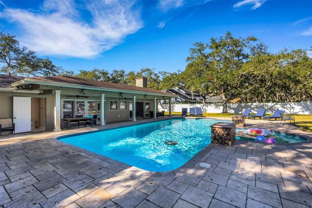 10767 DANIELLE DRIVE, Largo, FL 33774