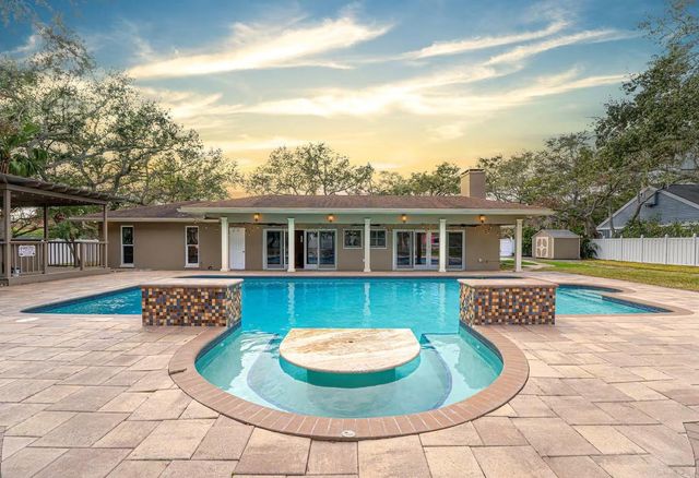 10767 DANIELLE DRIVE, Largo, FL 33774