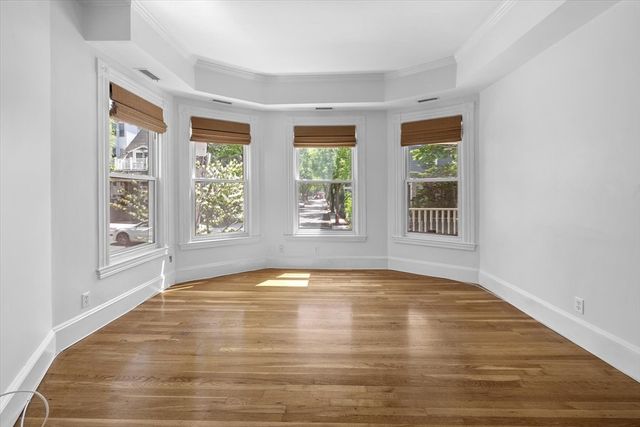 72 Central 1, Somerville, MA 02143