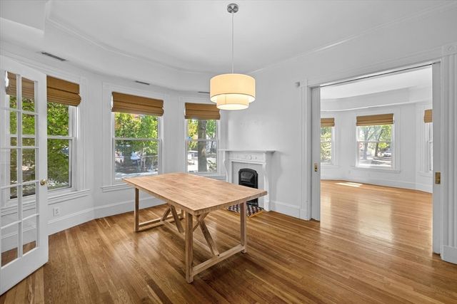 72 Central 1, Somerville, MA 02143