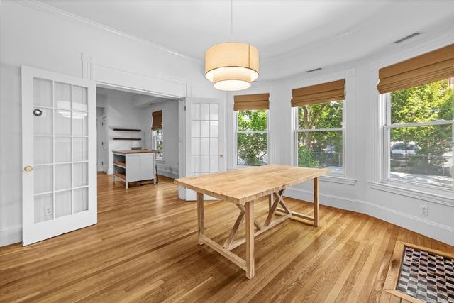 72 Central 1, Somerville, MA 02143