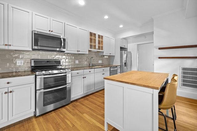 72 Central 1, Somerville, MA 02143