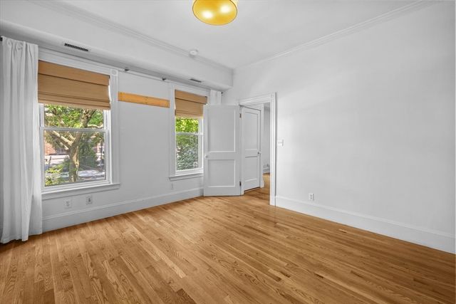 72 Central 1, Somerville, MA 02143