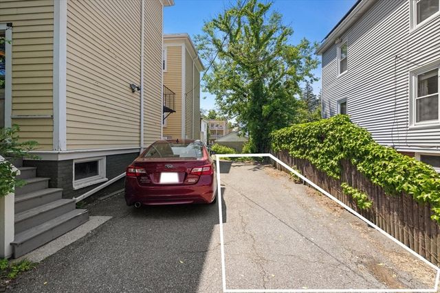 72 Central 1, Somerville, MA 02143
