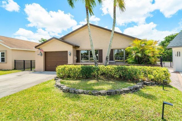 9100 Pine Springs Drive, Boca Raton, FL 33428