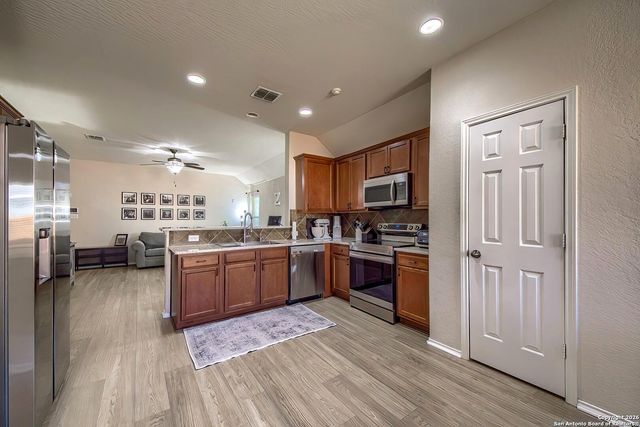 200 Stetson, Cibolo, TX 78108