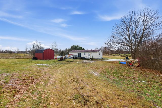 14950 Pine Lake Avenue, Cedar Springs, MI 49319