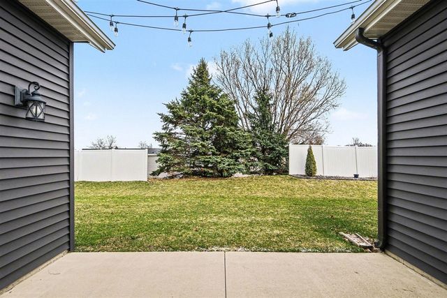 7462 Hardwood Street, Caledonia, MI 49316