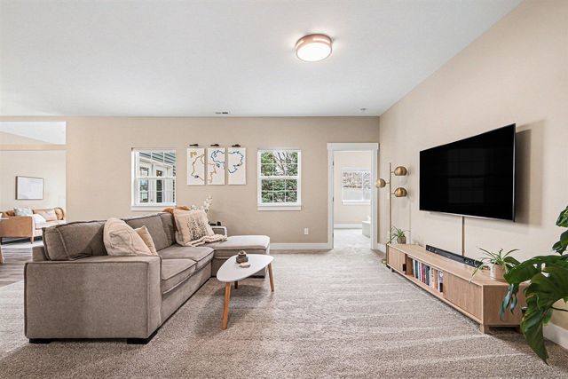 7462 Hardwood Street, Caledonia, MI 49316