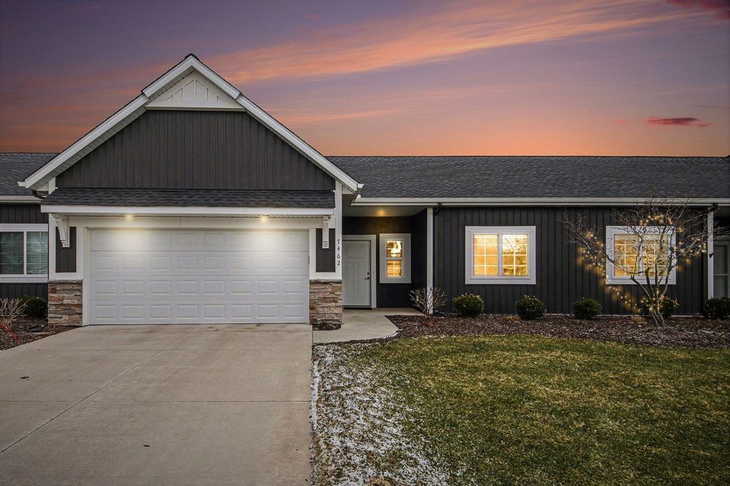 7462 Hardwood Street, Caledonia, MI 49316