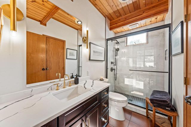 4 Dartmouth ROAD, Williams Bay, WI 53191