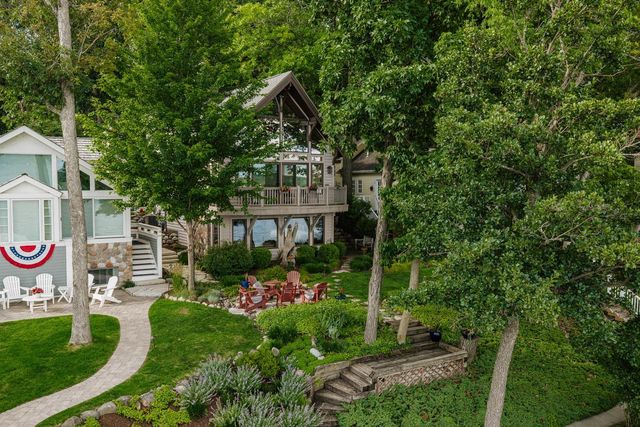 4 Dartmouth ROAD, Williams Bay, WI 53191