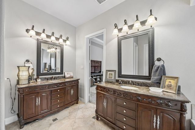 1013 Ember Crest Drive, Rockwall, TX 75087
