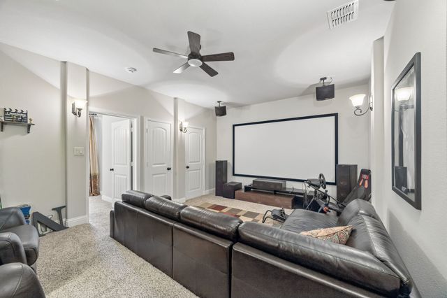 1013 Ember Crest Drive, Rockwall, TX 75087