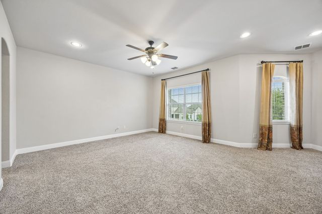 1013 Ember Crest Drive, Rockwall, TX 75087