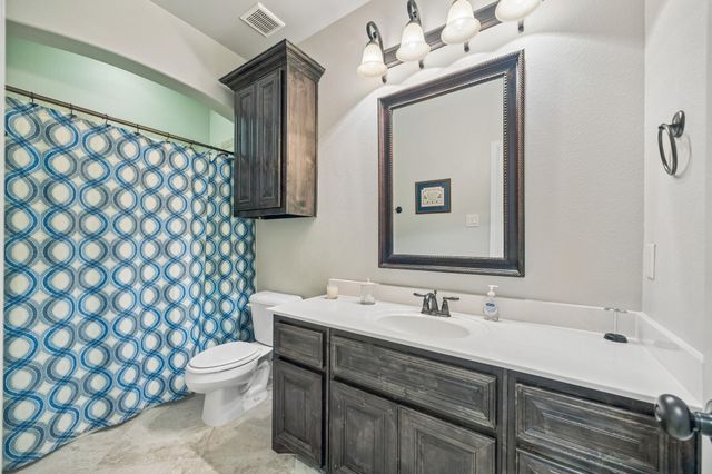 1013 Ember Crest Drive, Rockwall, TX 75087