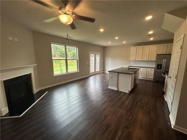 3701 Prospect Point Drive, Gillsville, GA 30566