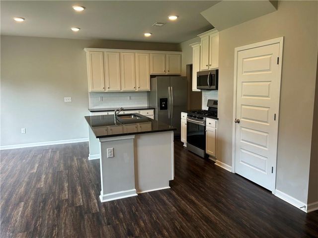 3701 Prospect Point Drive, Gillsville, GA 30566