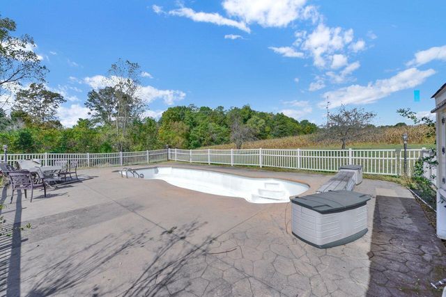 4910 Deeds Road, Granville, OH 43023