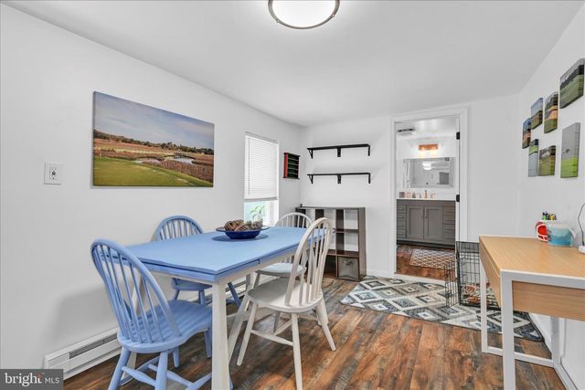704 SQUARE ST, Mount Joy, PA 17552