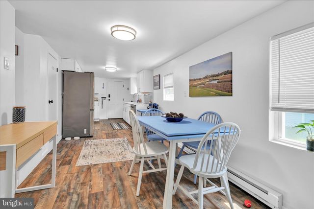 704 SQUARE ST, Mount Joy, PA 17552