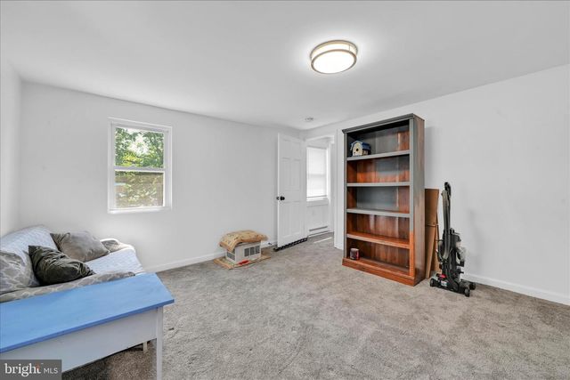 704 SQUARE ST, Mount Joy, PA 17552