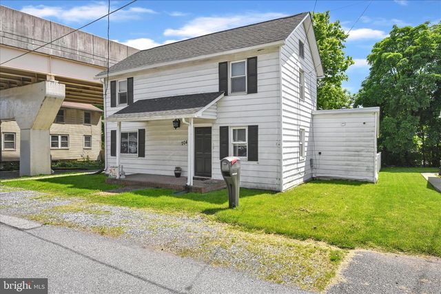 704 SQUARE ST, Mount Joy, PA 17552