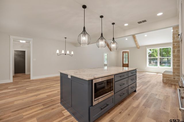 15212 Maple Leaf Ct, Tyler, TX 75707