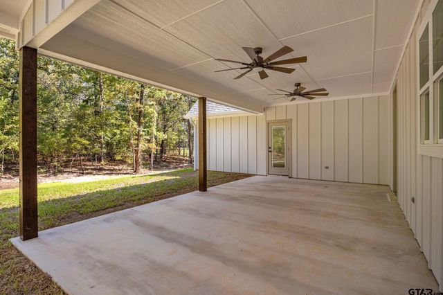 15212 Maple Leaf Ct, Tyler, TX 75707