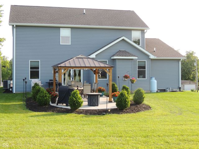 1499 NE Santee Drive, Greensburg, IN 47240