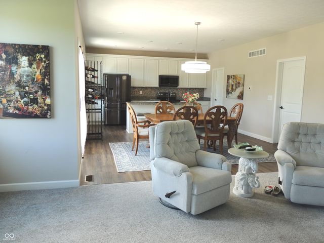 1499 NE Santee Drive, Greensburg, IN 47240