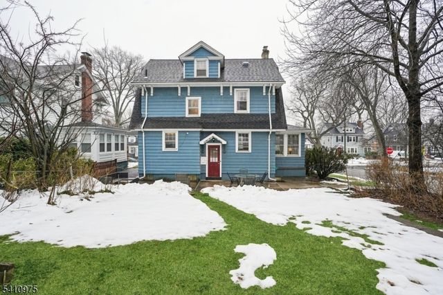 25 Burnett Ter, Maplewood Twp., NJ 07040